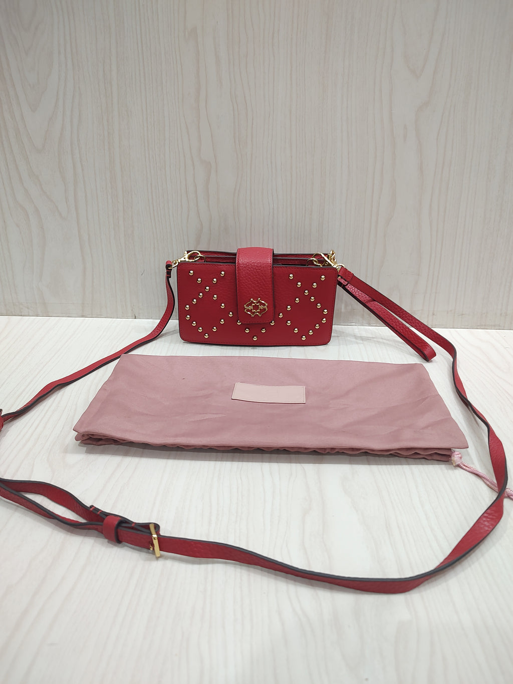 ❤️ Chic Crimson Studded Crossbody Bag
