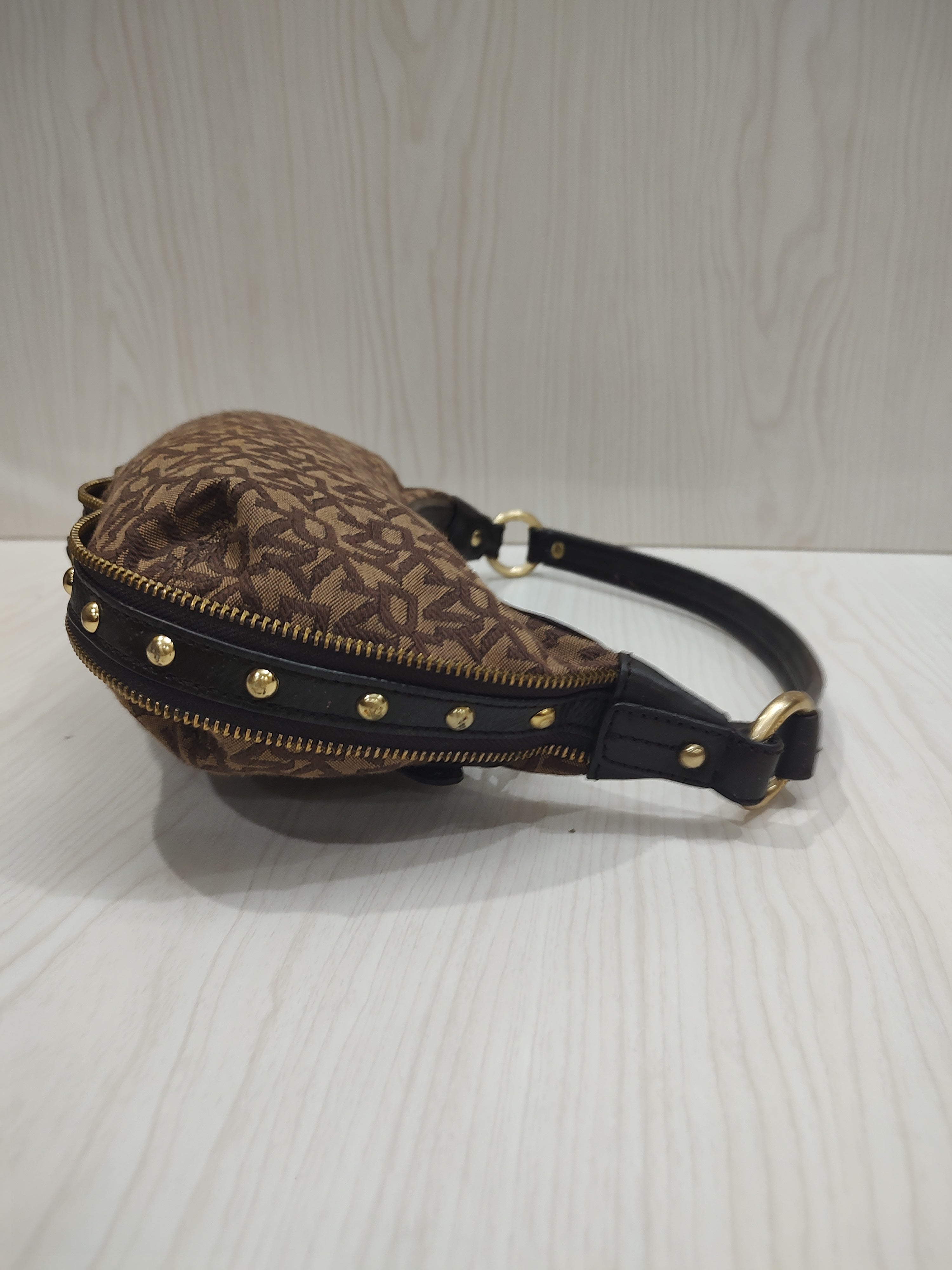 Vintage Monogram Hobo Shoulder Bag 🤎