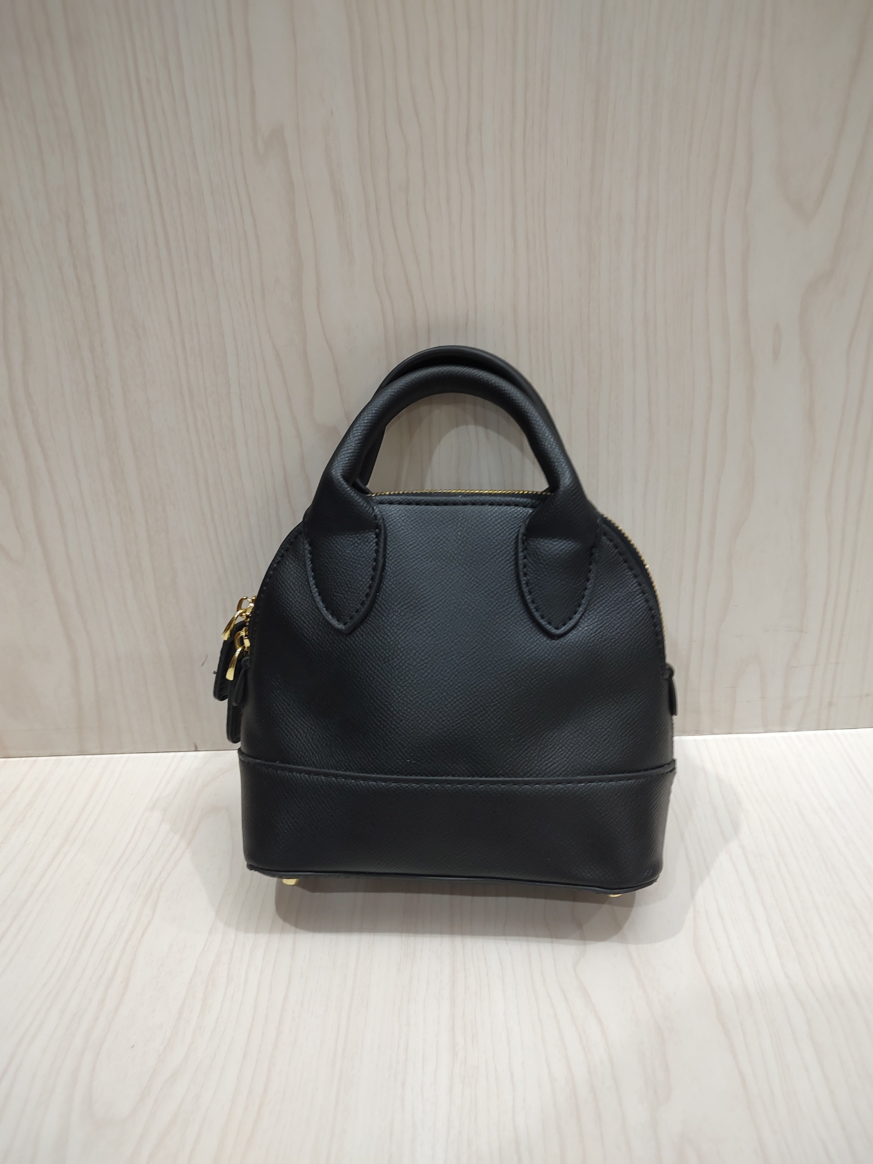 Chic Textured Dome Top-Handle Handbag 🌟