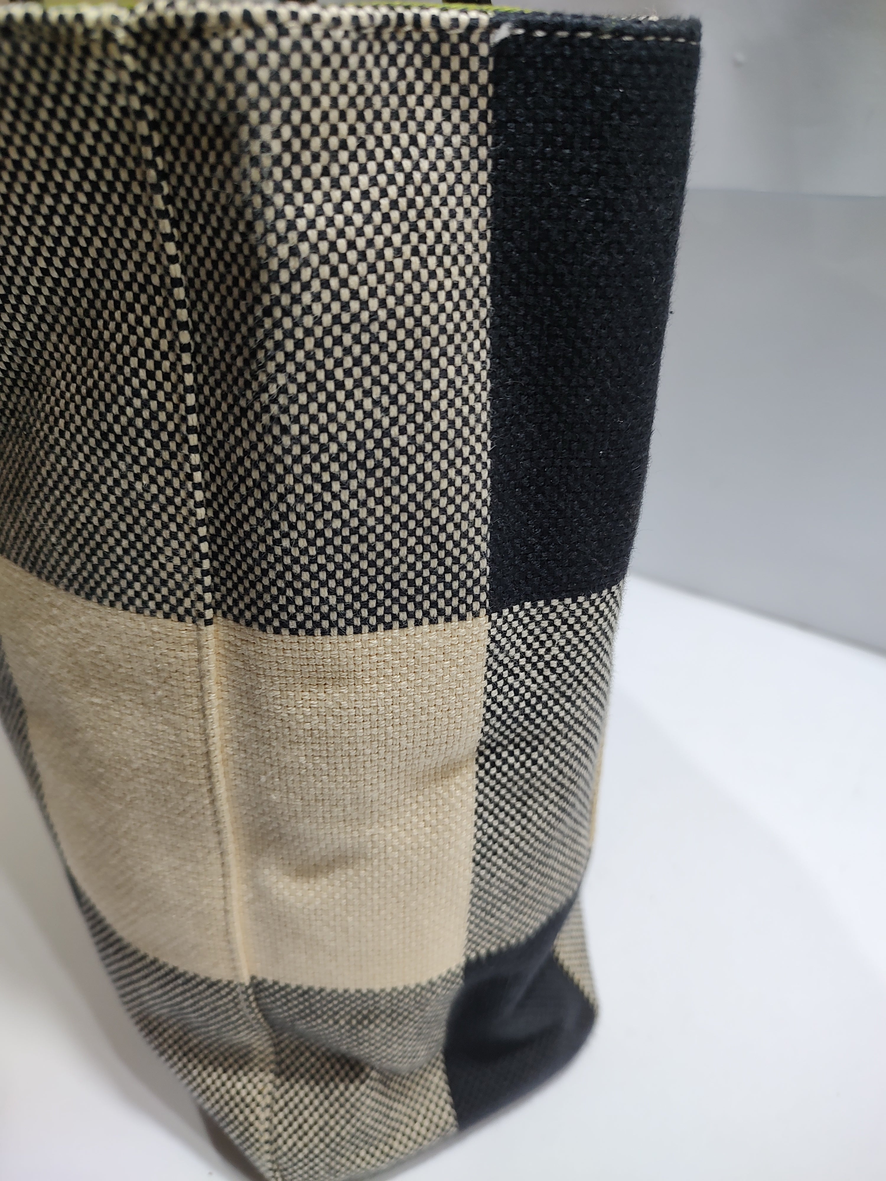 Classic Oversized Plaid Canvas Tote - Chic Black & White Gingham 🖤🤍