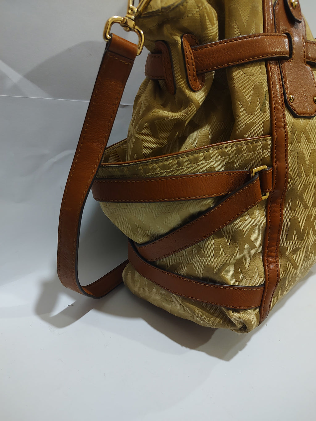 Premium Monogram Jacquard Satchel Bag – Elegant Beige & Tan Two-Tone