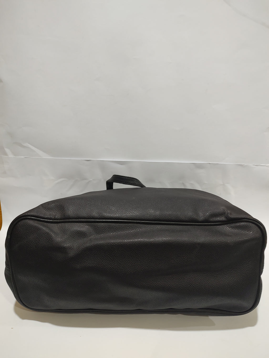 Classic Black Pebbled Leather Tote Bag – Versatile Large Shoulder Bag with Gold Accents