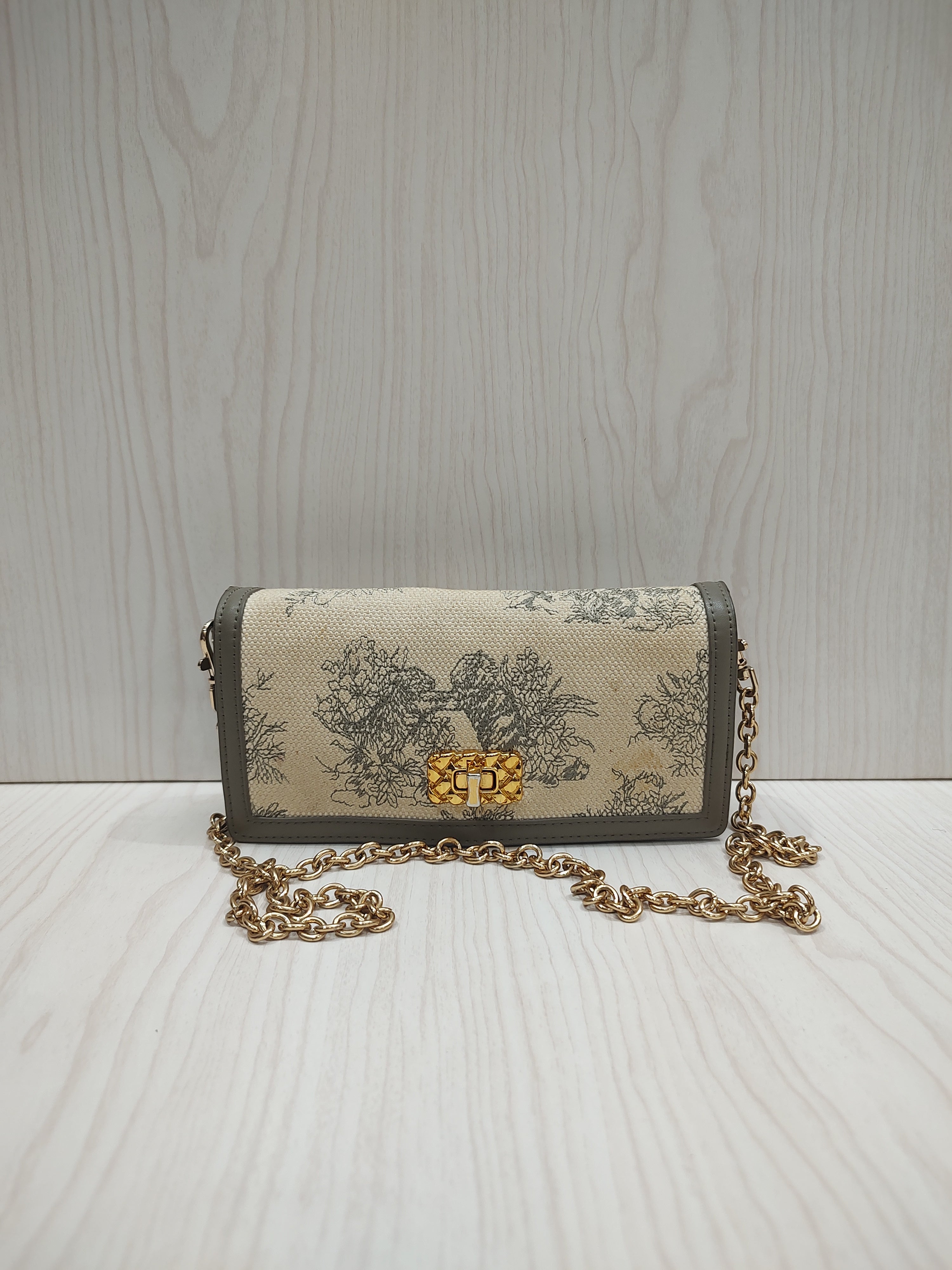 Romantic Toile de Jouy Chain Wallet Bag 🌿