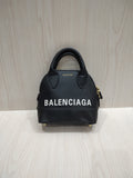 Chic Textured Dome Top-Handle Handbag 🌟