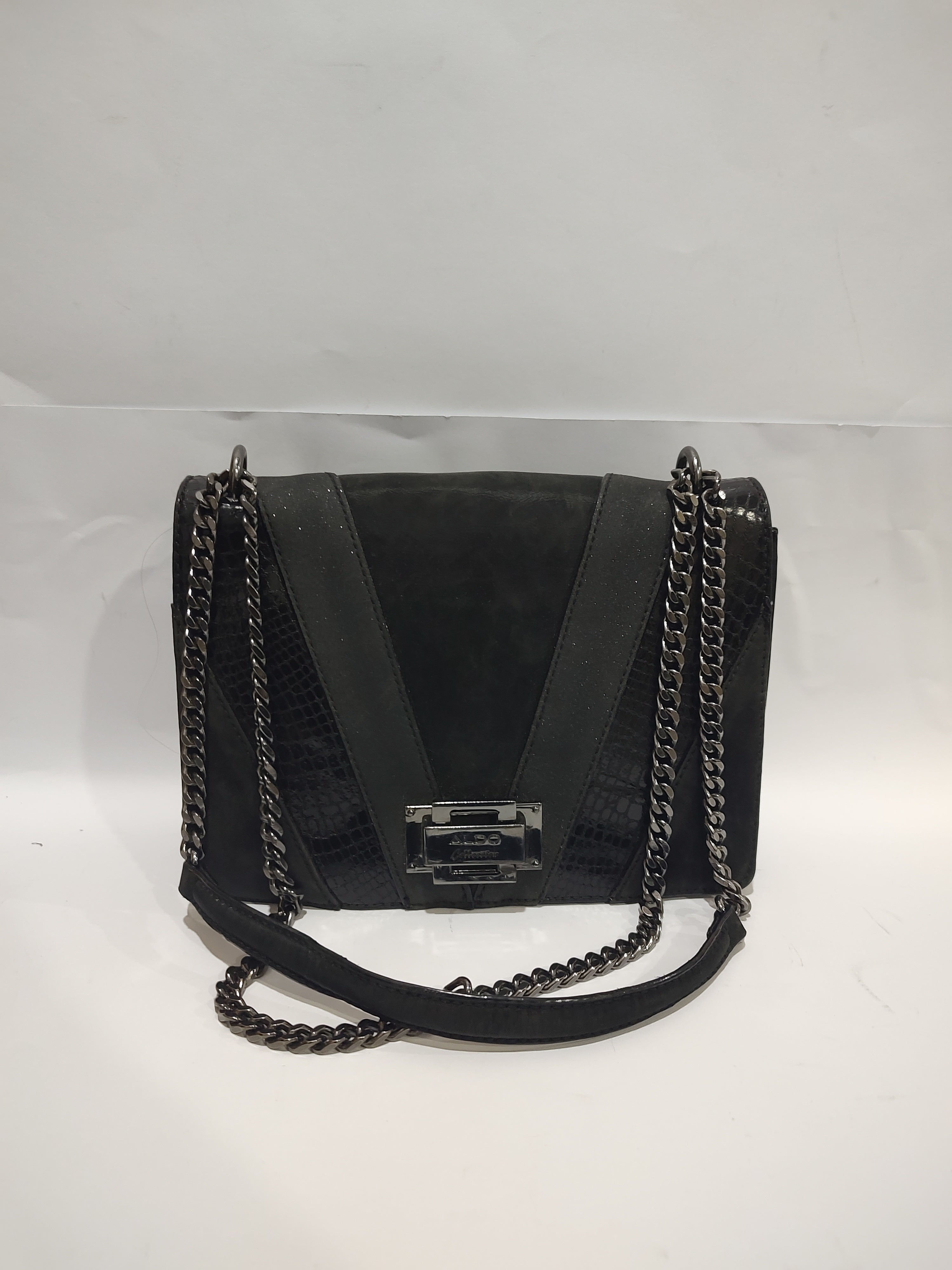 Chic Black Mixed-Texture Crossbody Bag – Gunmetal Chain & Snakeskin Accents