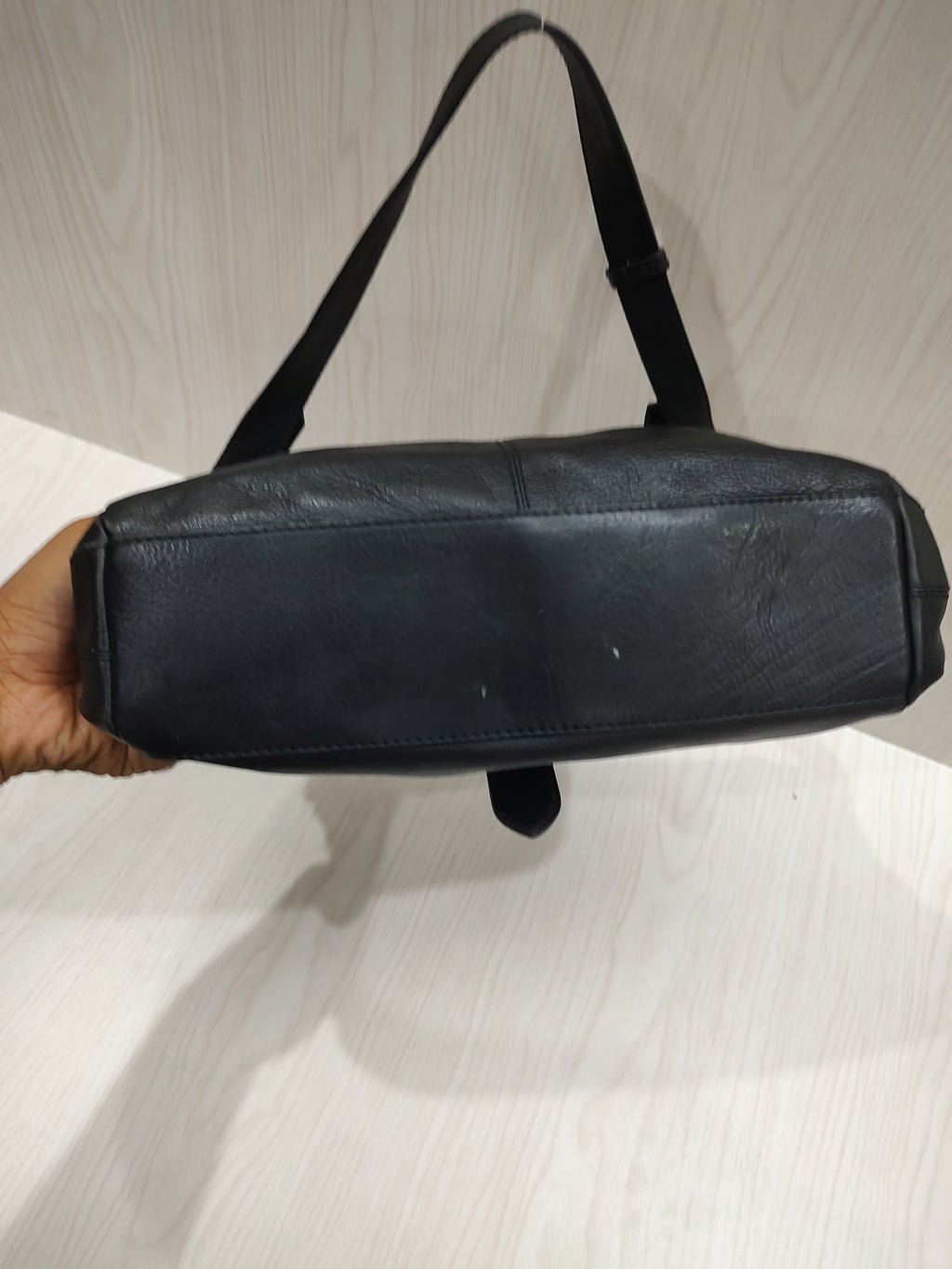 🖤 Classic Pebbled Leather Shoulder Bag