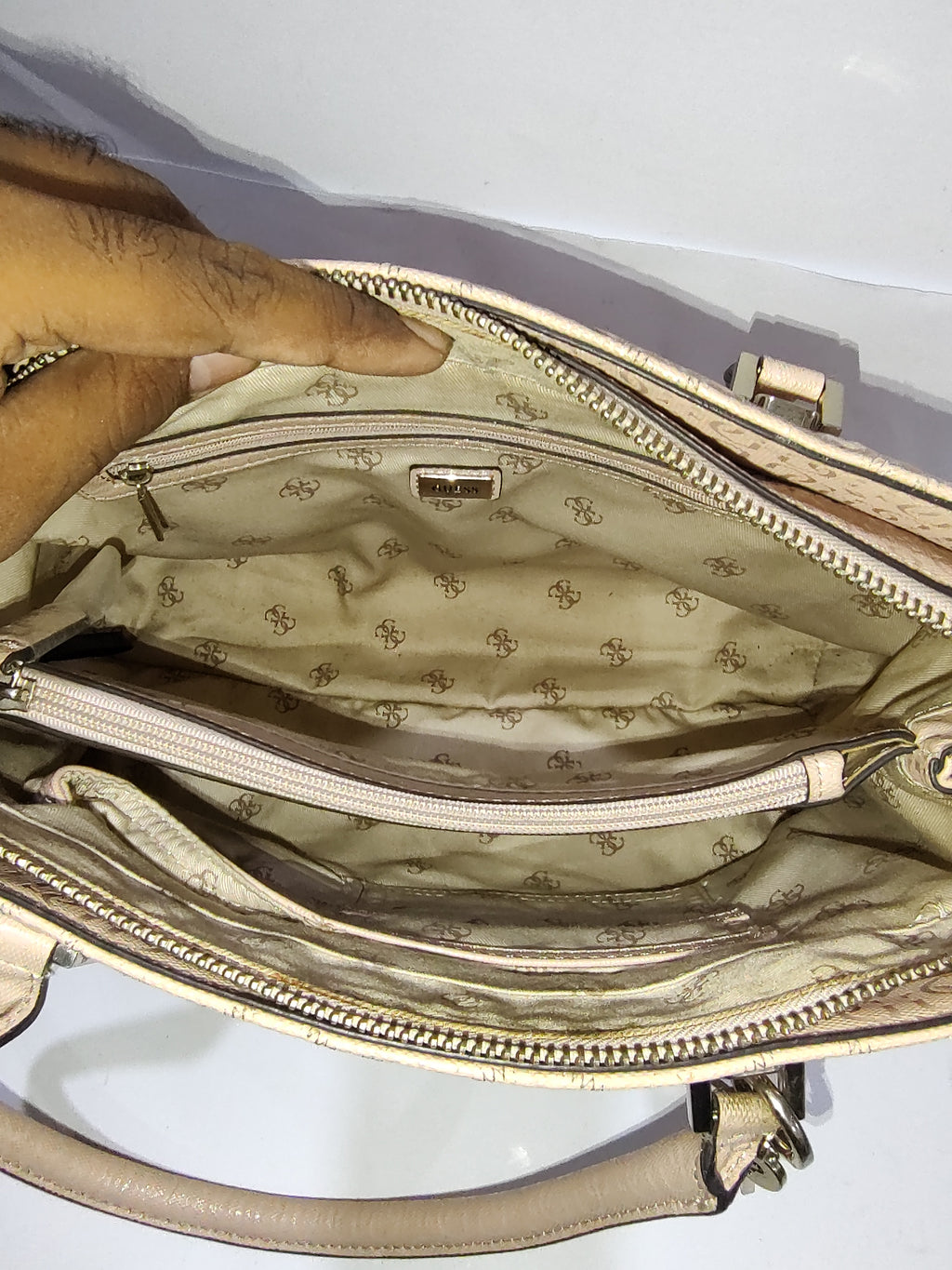 Elegant Skin-Tone Pebbled Handbag - Classic Beige Minimalist Satchel ✨👜