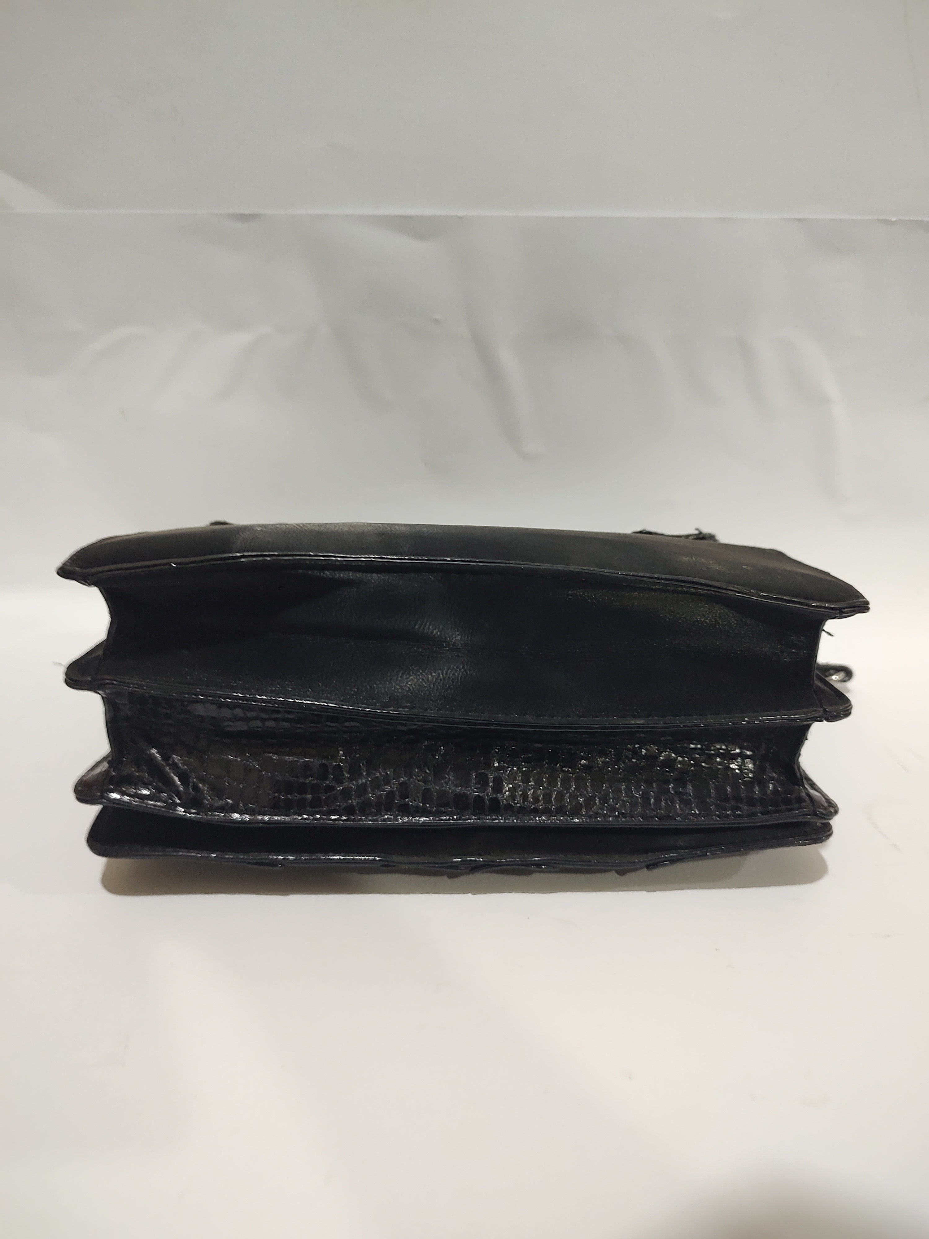 Chic Black Mixed-Texture Crossbody Bag – Gunmetal Chain & Snakeskin Accents