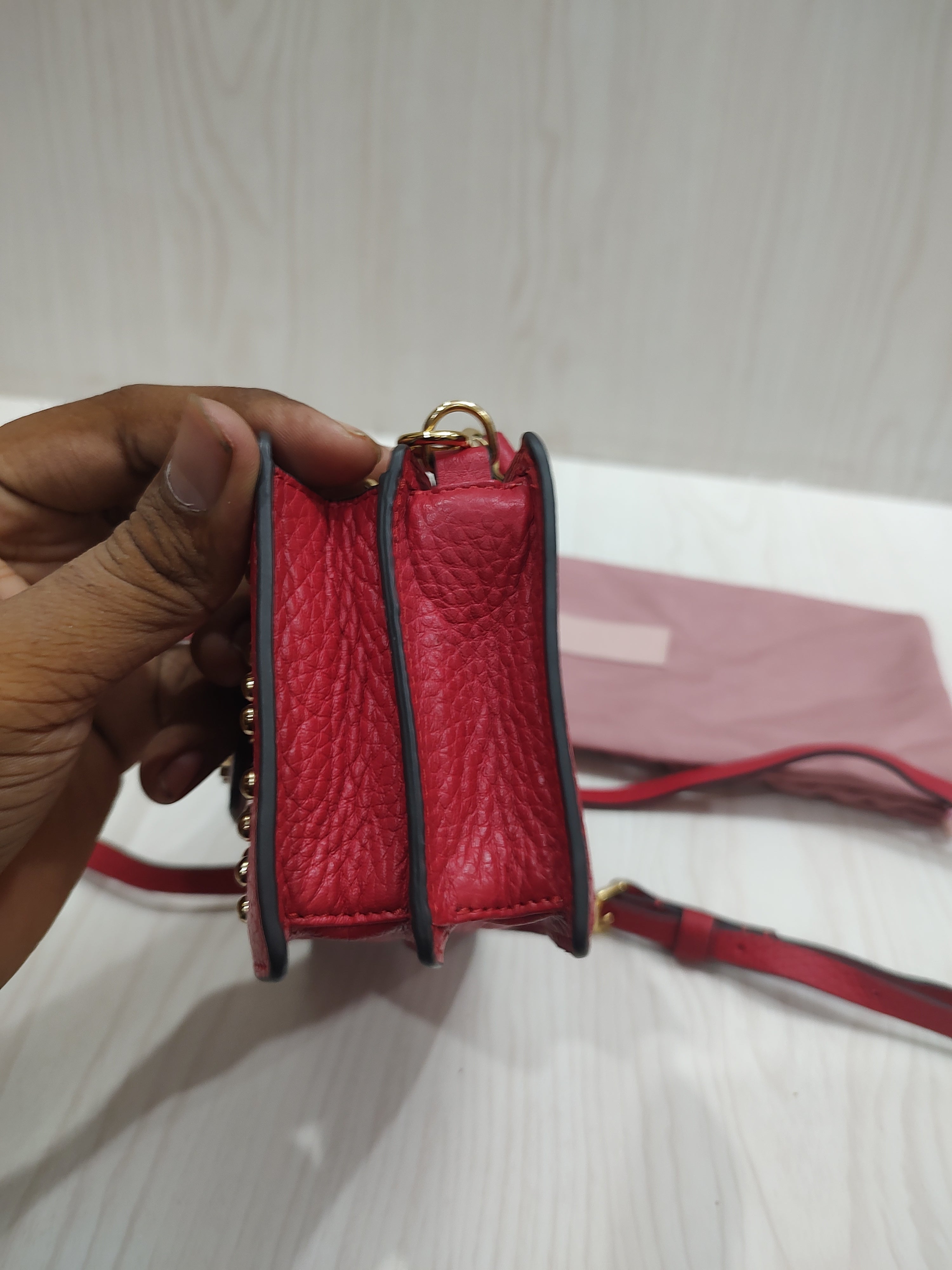 ❤️ Chic Crimson Studded Crossbody Bag