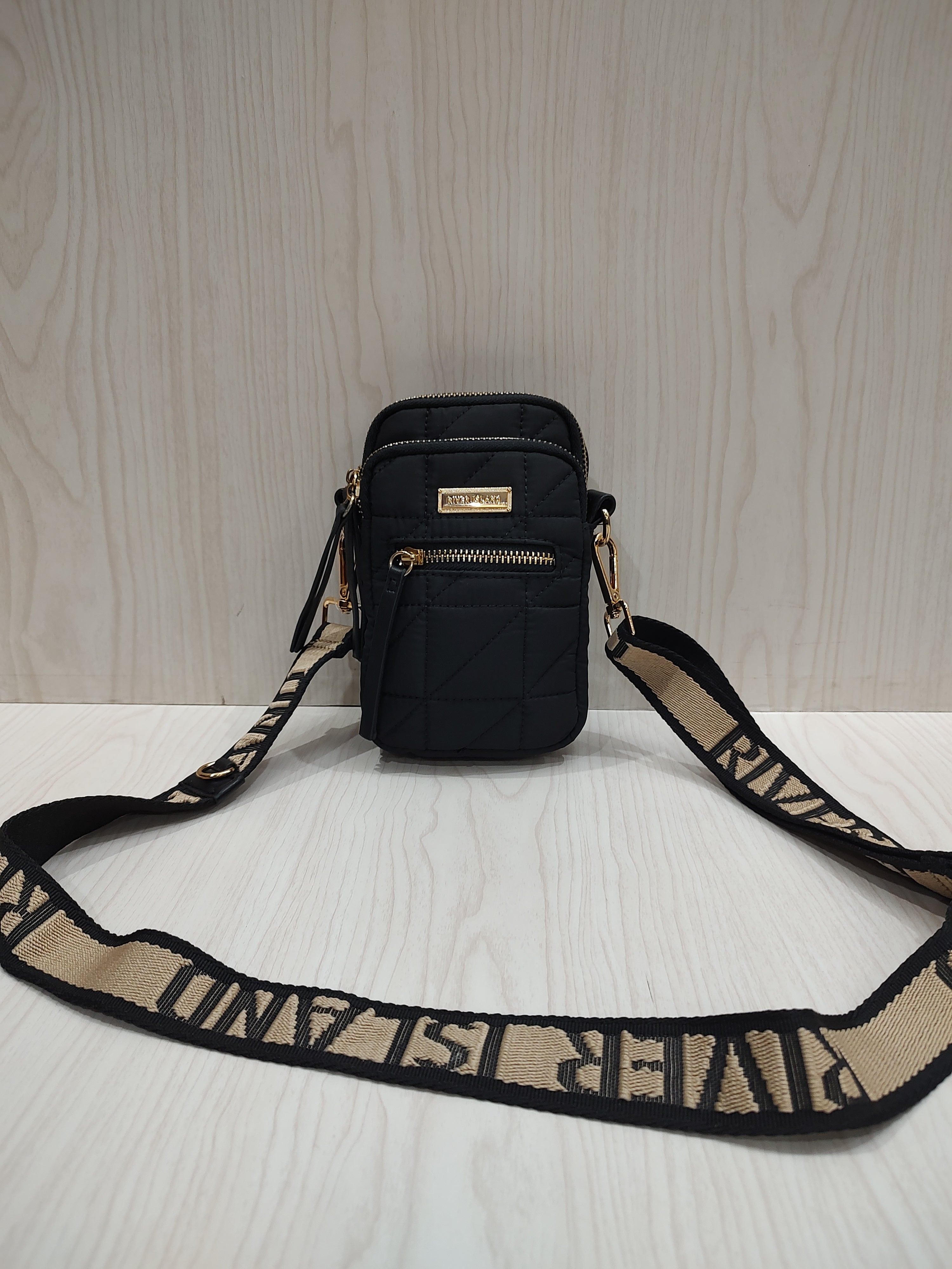 📱 Sporty Quilted Crossbody Phone Bag 🖤