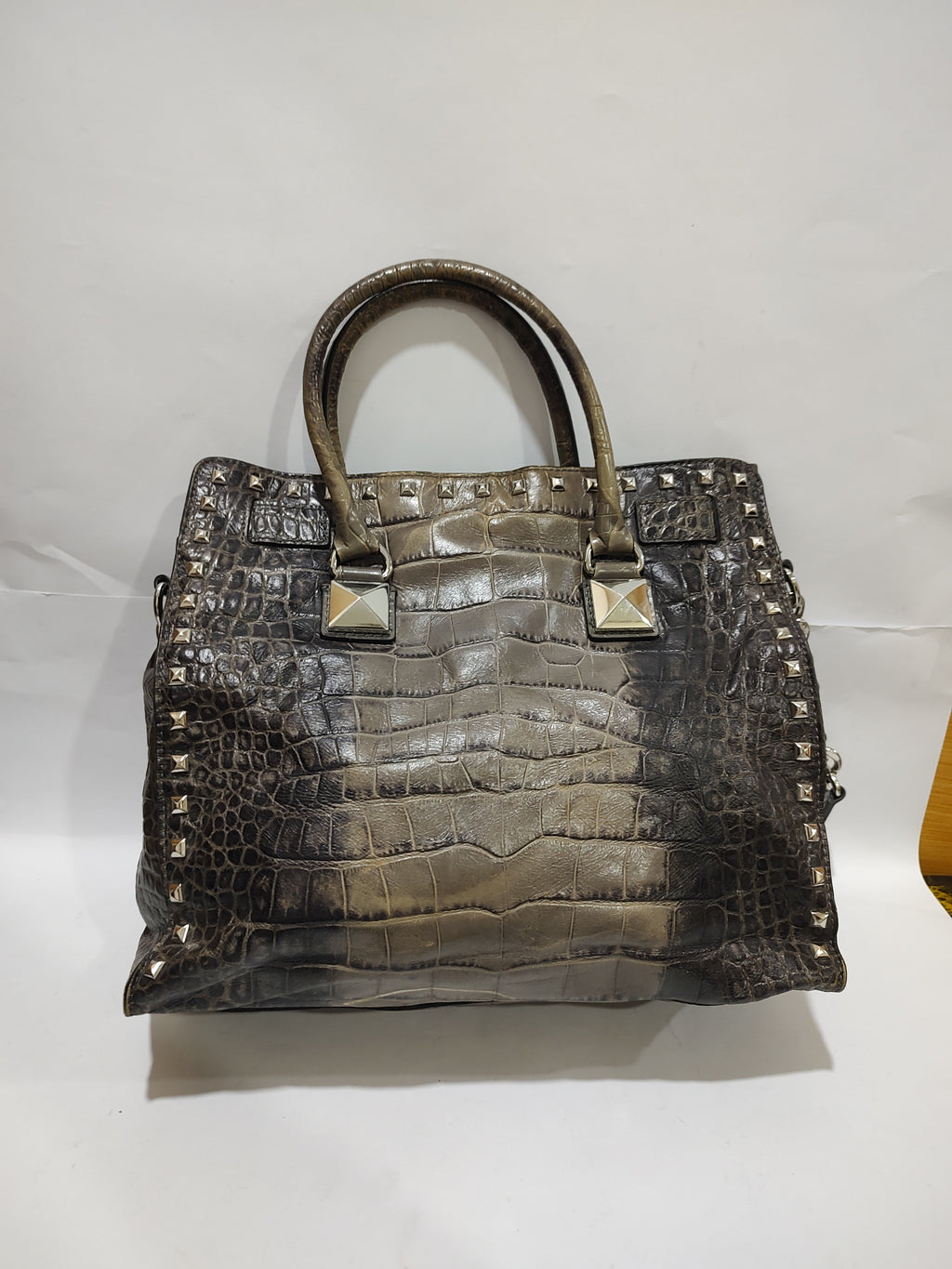 Edgy Crocodile-Embossed Studded Tote 👜✨