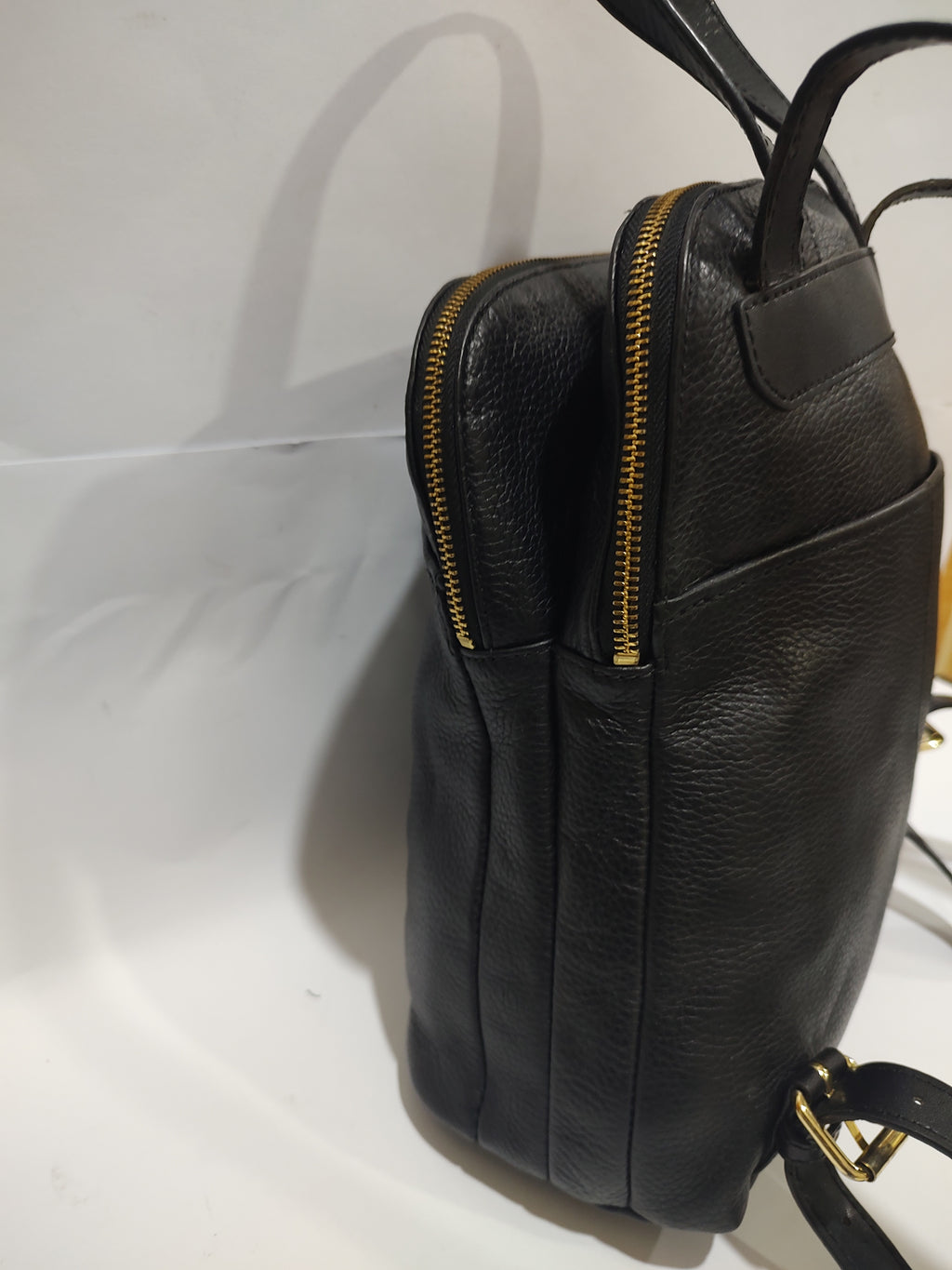 ✨ Minimalist Noir Black Backpack – Stylish Urban Travel & Daily Essential Bag 🎒🖤