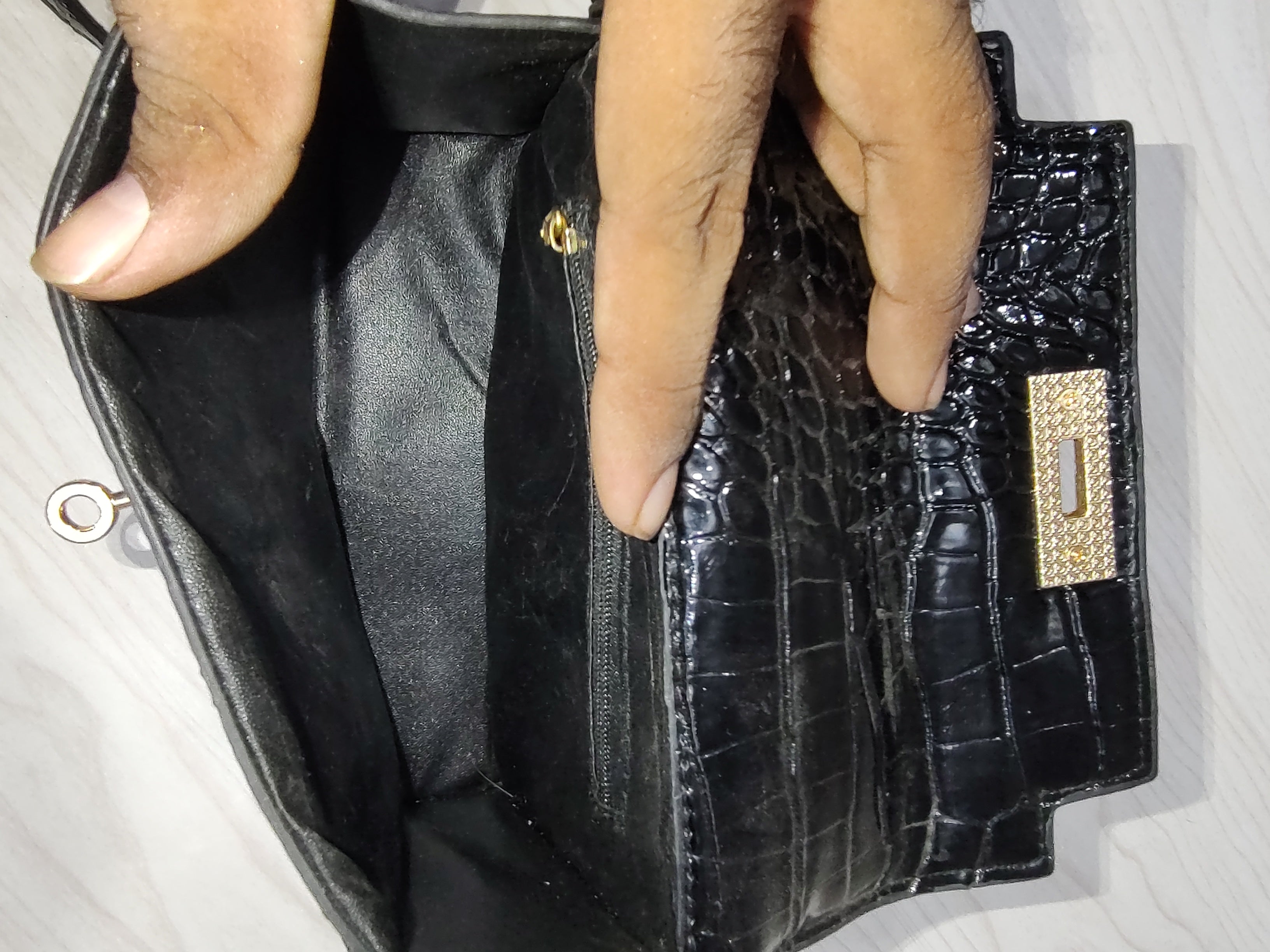 ✨ Elegant Glossy Croc-Embossed Top Handle Bag