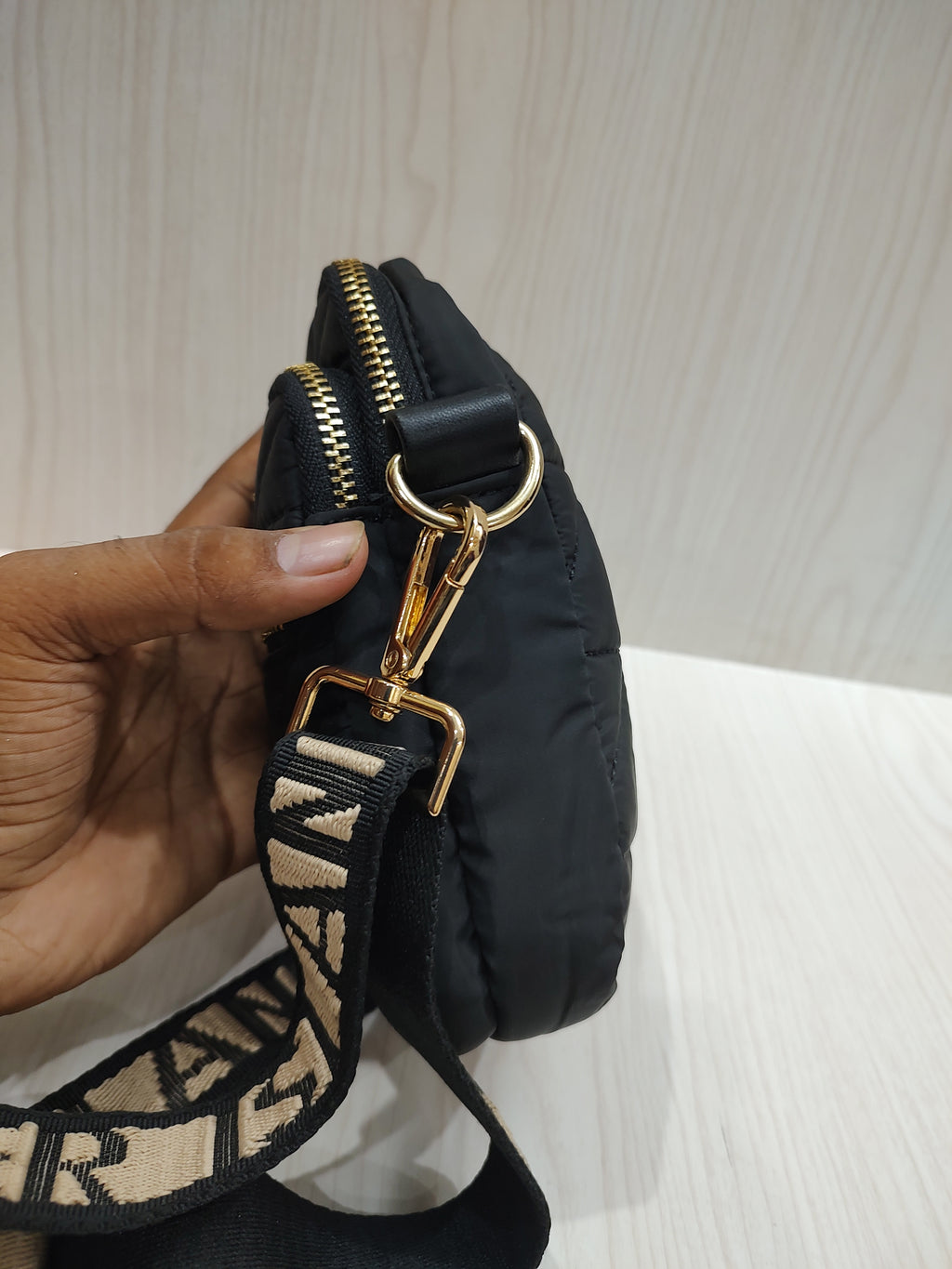 📱 Sporty Quilted Crossbody Phone Bag 🖤