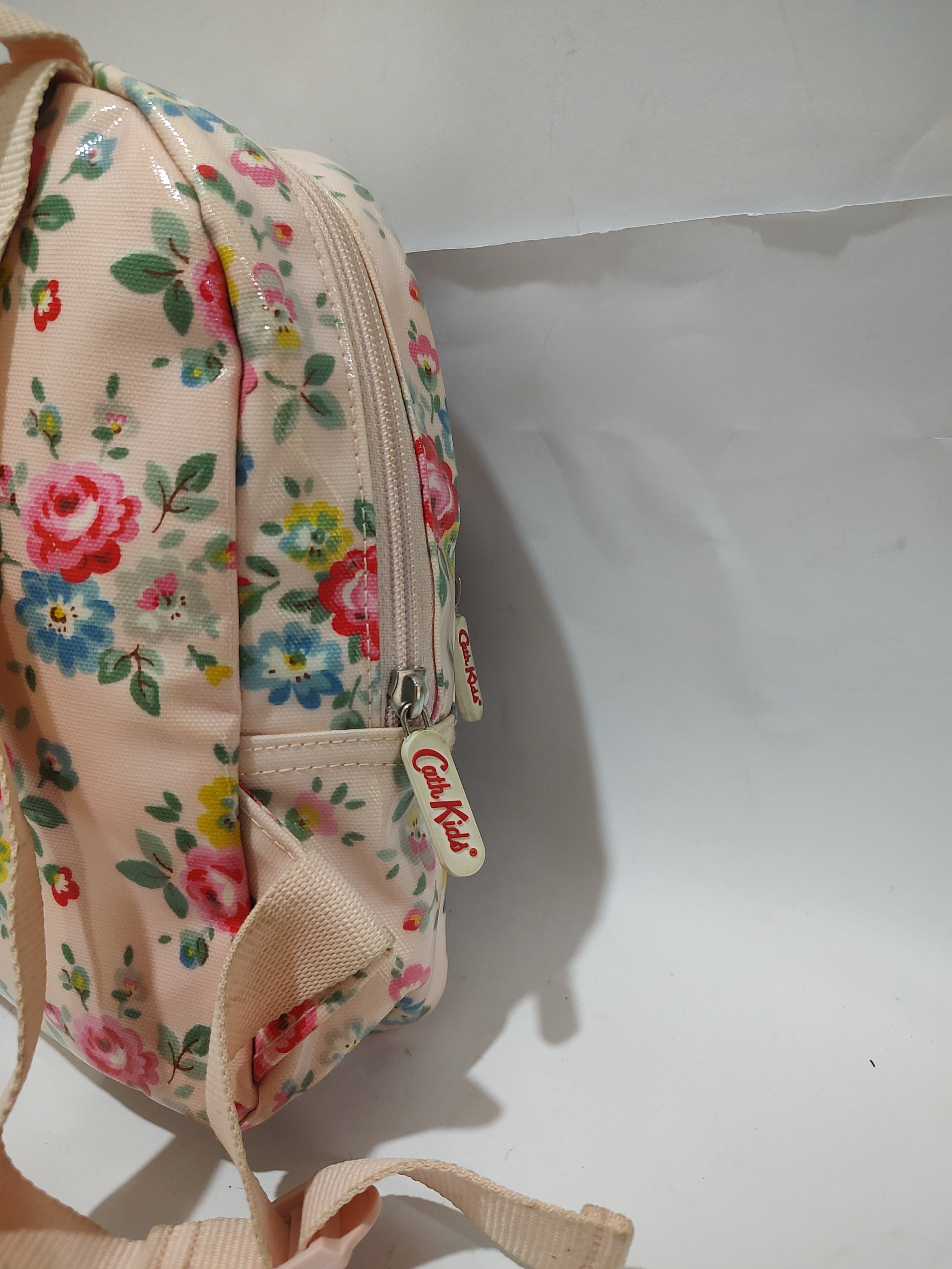 Vintage Floral Mini Backpack 🌸
