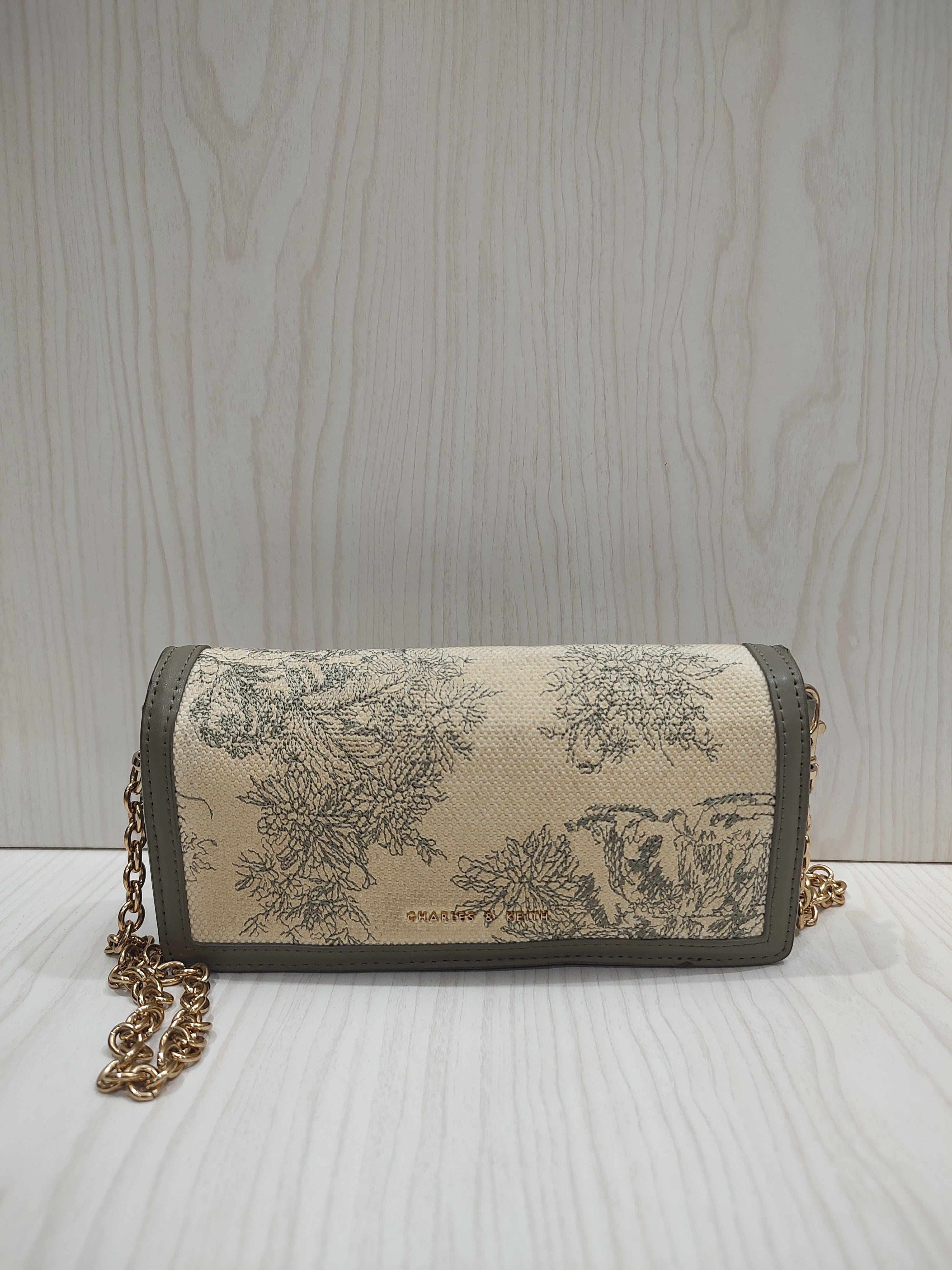 Romantic Toile de Jouy Chain Wallet Bag 🌿