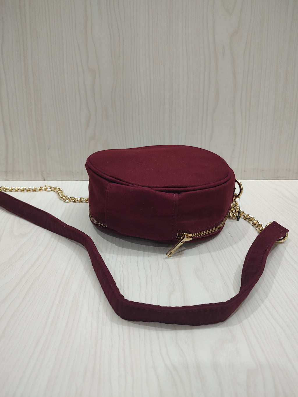 🍒 Burgundy Faux-Suede Circular Crossbody Bag