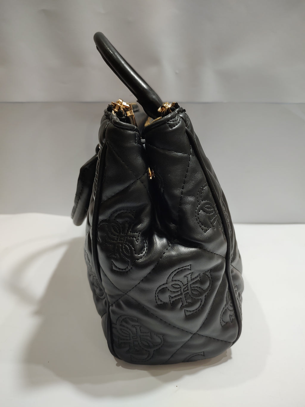 Luxury Quilted Vegan Leather Satchel - Elegant Black with Gold Accents 🖤✨