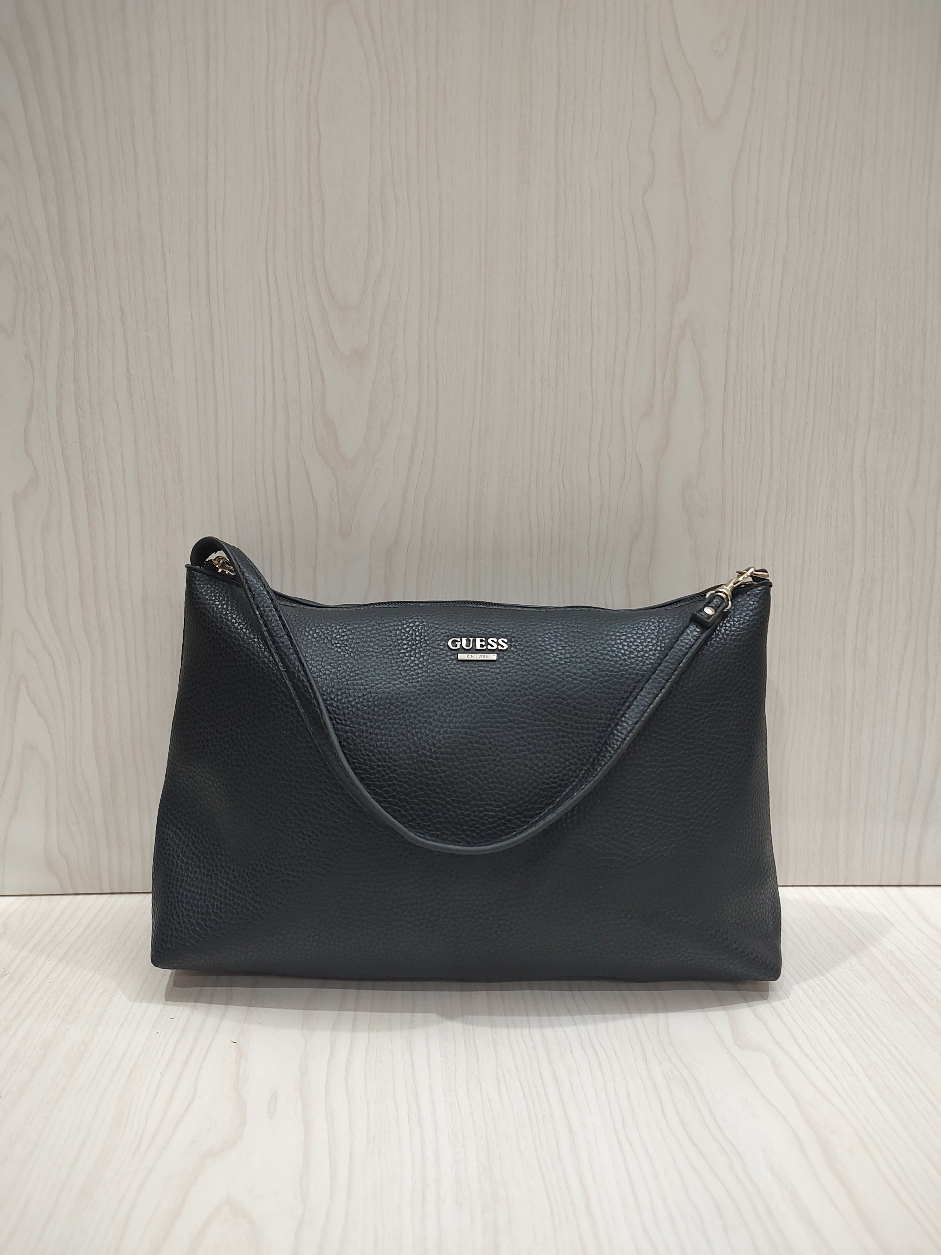 🖤 Sleek Pebbled Vegan Leather Shoulder Bag 🖤