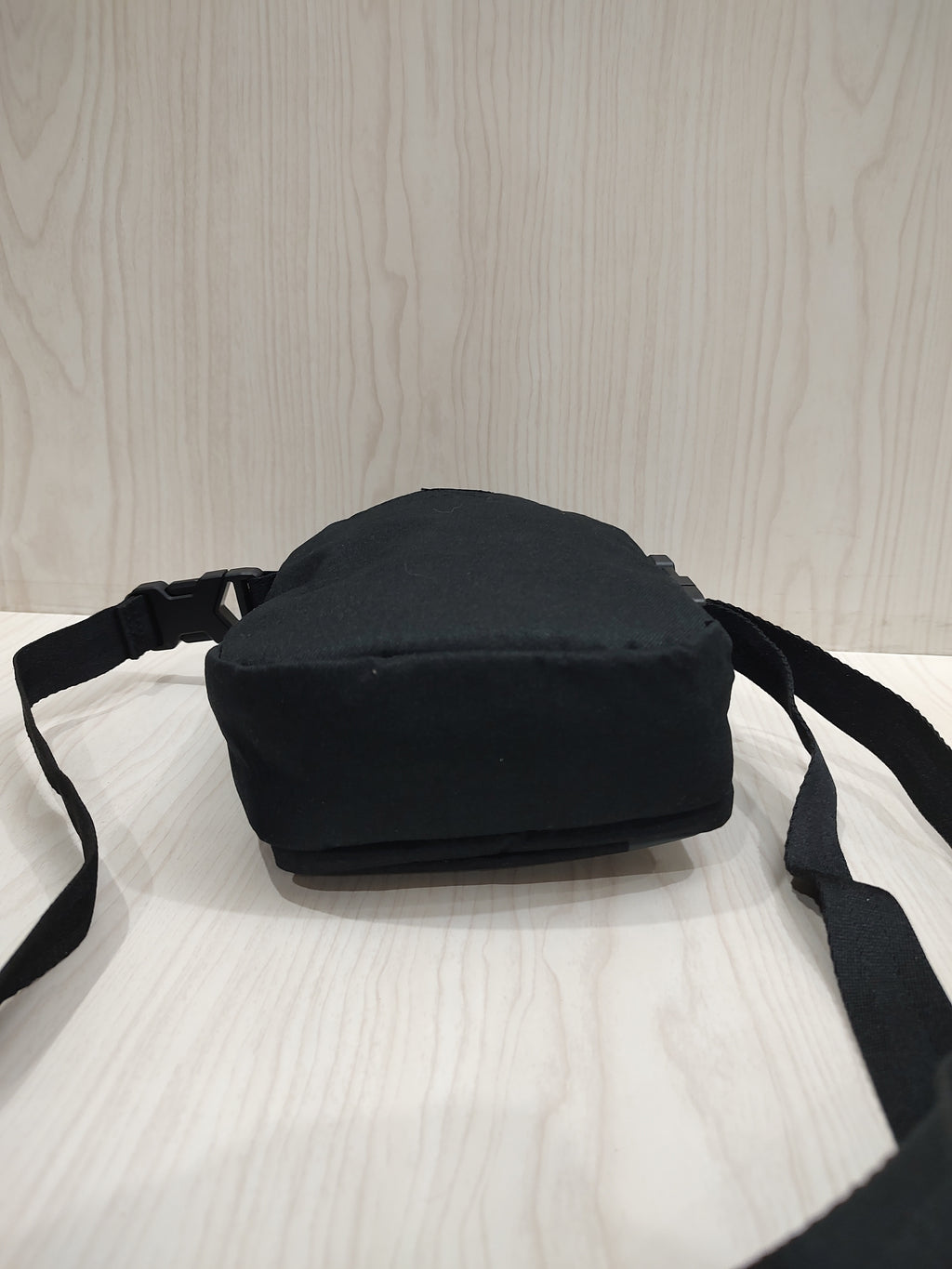 Sleek Compact Urban Crossbody Pouch