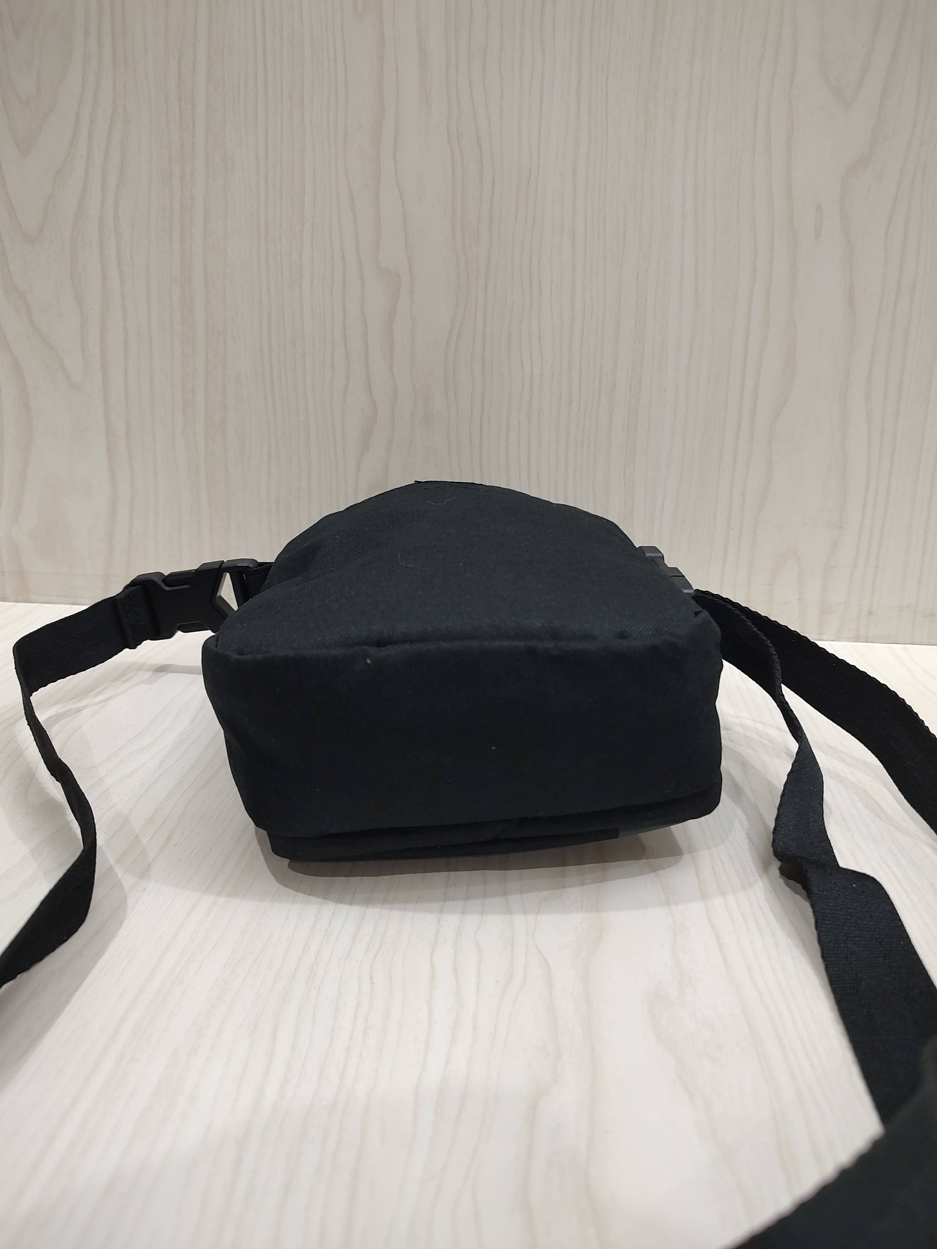 Sleek Compact Urban Crossbody Pouch