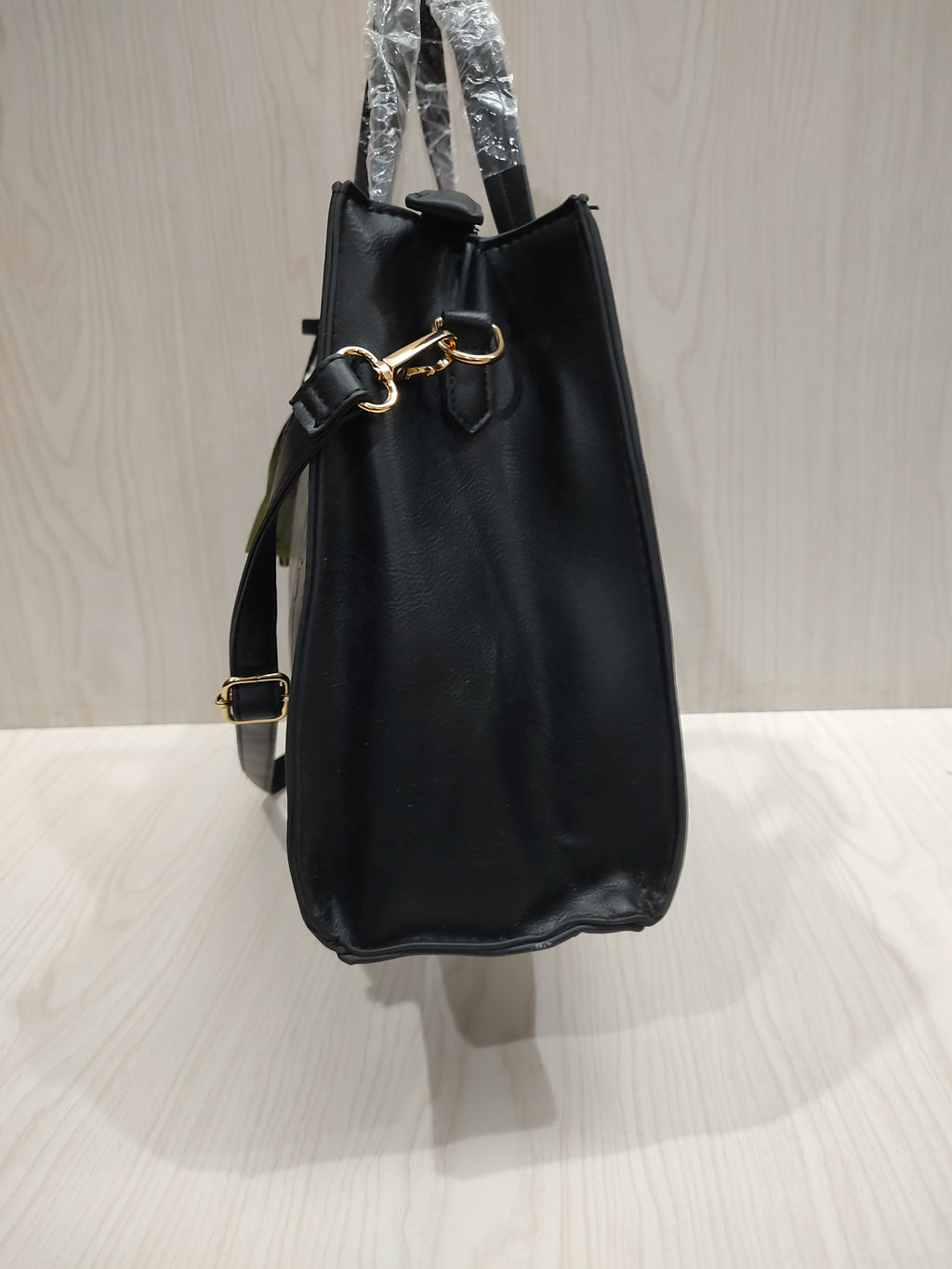 🦌 Elegant Fawn Embossed Matte Black Tote Bag 👜