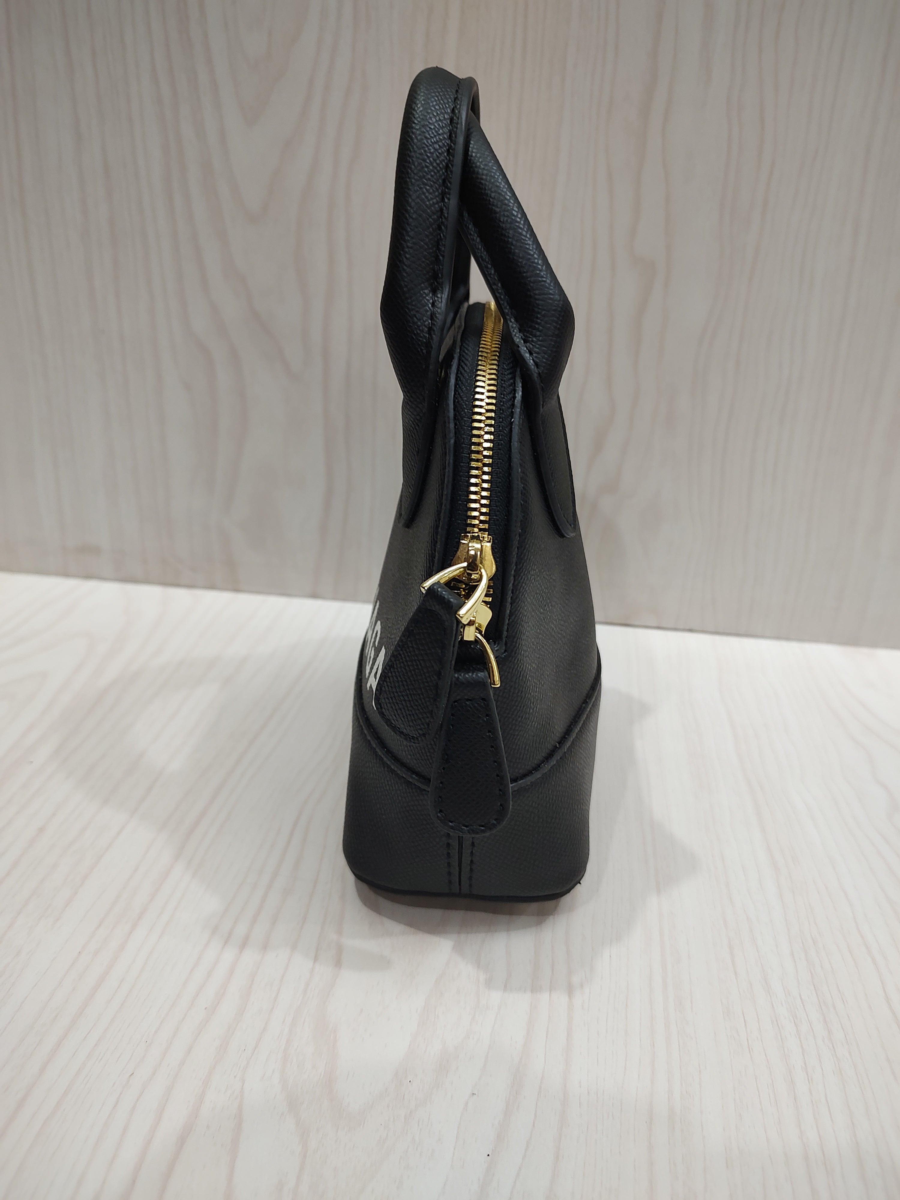 Chic Textured Dome Top-Handle Handbag 🌟